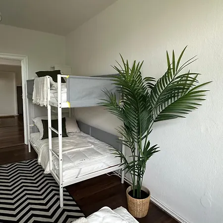 Arbio Monteurzimmer In Free Wifi & Parking * Kremmen