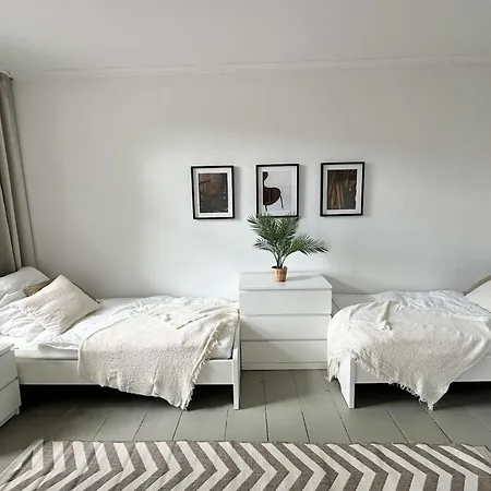 Arbio Monteurzimmer In Free Wifi & Parking Appartement Kremmen